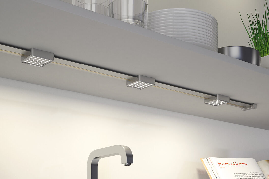 Yüzeye monte gömme ışık, Korkuluk sistemi, 3 aydınlatma, LED 3006 – Loox, 3x1,8 W, alüminyum, 24 V 2