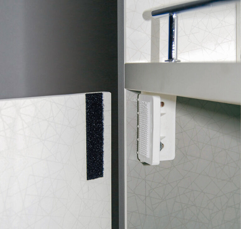 Cırt cırt bağlantı elemanı, Panel, bakım kapağı, arka panel ve bazalar için