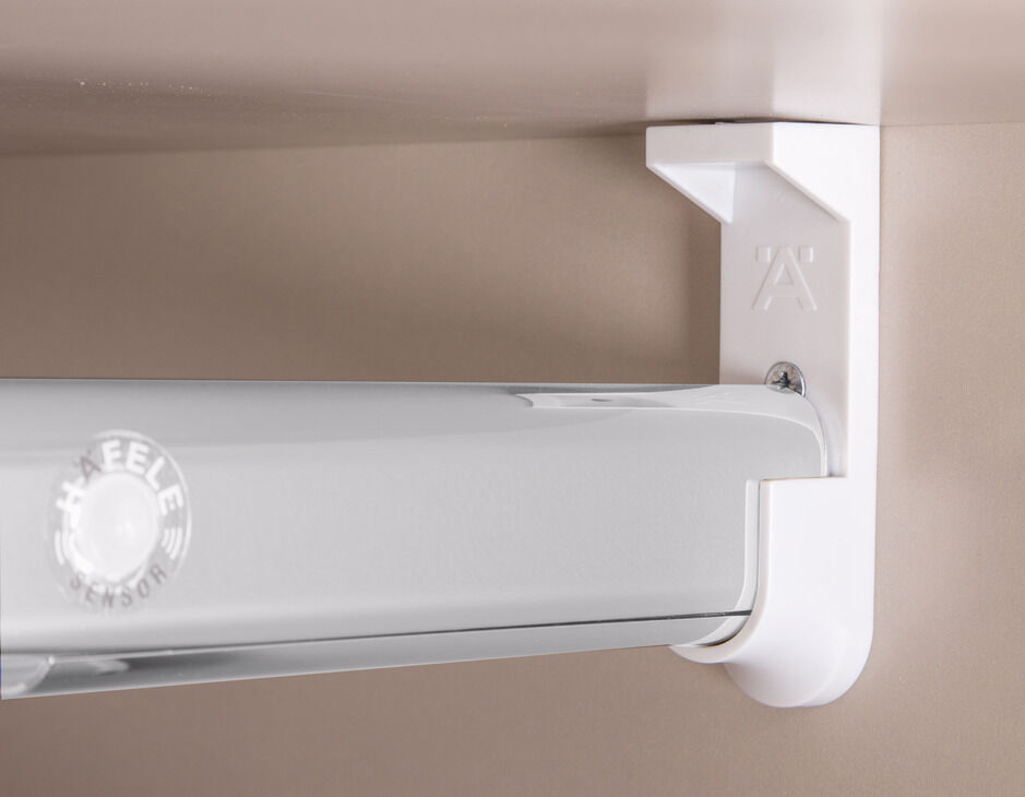 LED Işıklı Askı Borusu, HÄFELE DRESS LINE, Elektrikli, Hareket Sensörlü, Alüminyum