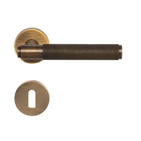 VERONA Kol seti (oda) antik bronz